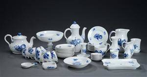 Kgl. P. Blå blomst, flettet 48  