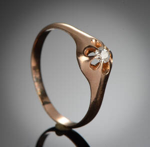 Solitaire ring med diamant ca. 0.11 ct.