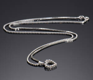 Halskæde med vedhæng med diamanter, 0.28 ct