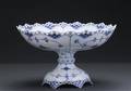 Royal Copenhagen. Musselmalet helblonde opsats nr. 1022 
