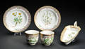 Kgl. Porcelæn, Flora Danica. En asiet, to kopper og to tallerkner 5