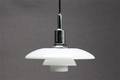 Poul Henningsen. PH 32 pendel 