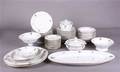Kgl. Strøblomst spiseservice, porcelæn 77 