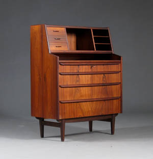 Dansk møbelproducent. Chatol