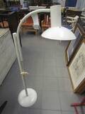 Golvlampa, plåt
