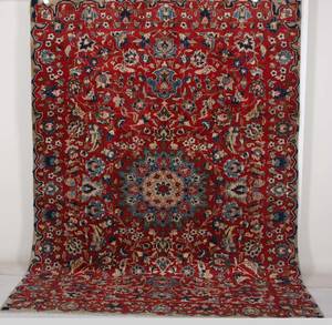 Persisk handknuten matta, Najafabad, mått 301 x 214 cm.