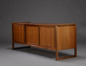 Dansk møbelproducent. Skænk 