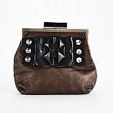 Marni, clutch i bronsfärgat skinn