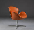 Arne Jacobsen. Lænestol model 3329 Svanen, cognacfarvet læder  