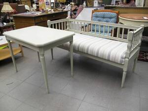Soffa  soffbord, Gustaviansk stil