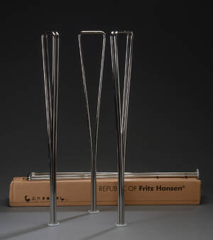 Piet Hein  Bruno Mathsson. Fire ben til superellipsebord model B 6 4 