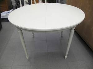 Matsalsbord, Gustaviansk stil