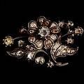 Brosch silver rosenstenar