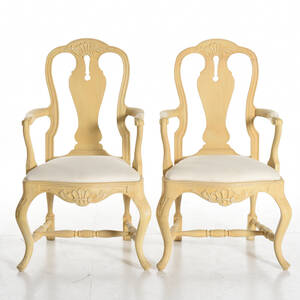 Karmstolar ett par rokokostil