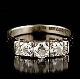 Ring med briljanter