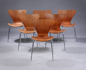 Arne Jacobsen. Sæt på seks Syveren vintage stole i teak, model 3107 6 