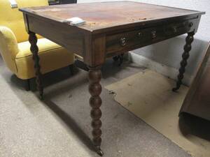Skrivbord, Mahogny