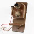 Väggtelefon, 1900-talets första hälft