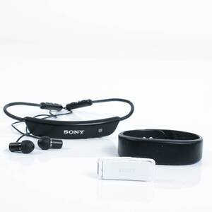 HÖRLURAR OCH SMARTBAND Sony SBH80 och SWR10