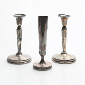 LJUSSTAKAR 1 par och VAS, silver, Löfman, 1970-tal.