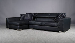 Italiensk design. Sofa med chaiselongdel