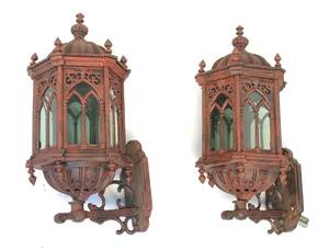 Par udendørs væglamper af støbejern 2