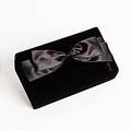 Yves Saint Laurent, clutch i svart sammet