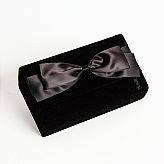 Yves Saint Laurent, clutch i svart sammet