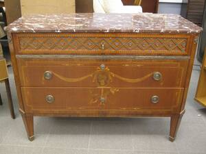 Byrå, Gustaviansk stil