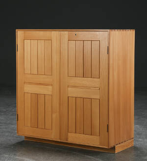 Mogens Koch. Skab af asketræ