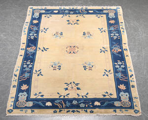 Kinesisk tæppe, 237x156 cm. Denne vare er sat til omsalg under nyt varenummer 4388096