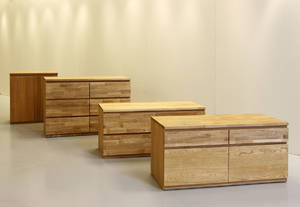 Moderne skab og 2 mindre og 1 større kommode. 4