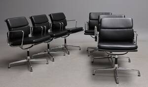 Charles Eames. Et sæt på seks Soft Pad armstole, model EA-208. Årgang 2011 6