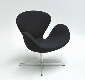 Arne Jacobsen 1902 - 1971. Svanen. Hvilestol med returdrej, model 3320, Red Label