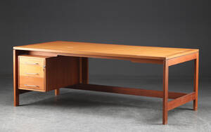 Christian Hvidt. Skrivebord af mahogni, model SM-76