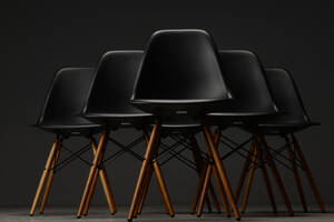 Charles Eames. Sæt på seks skalstole, model DSW 6 