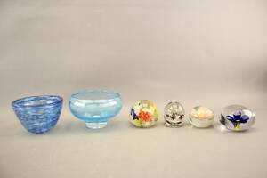 Brevpressar 4 st och skålar 2 st bla Guldkroken