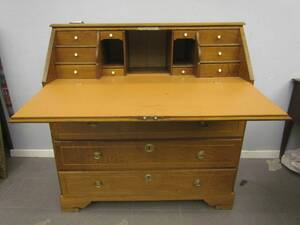 Sekretär, snedklaff