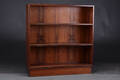 Dansk møbelproducent. Reol af palisander