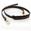 Louis Vuitton axelrem monogram cancas