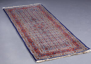 Lille løber. Persien. 195 x 81 cm.