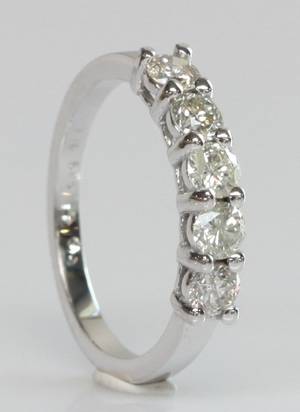 Alliancering, ca 0.95 ct.