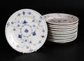 Bing  Grøndahl. Musselmalet. Hotelporcelæn, middags tallerkener 12