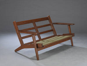  Hans J. Wegner. Topers. sofa, massiv mørkpoleret eg, model GE-2902