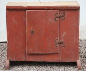 Skåp, allmoge, 171800-tal