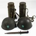 MILITARIA Bajonett, gasmasker, hjälmar
