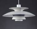 Poul Henningsen. PH5 pendel med skærme af hvidlakeret aluminium.
