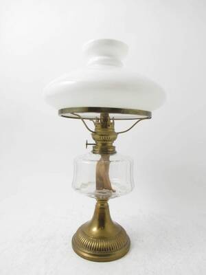 Bordsfotogenlampa