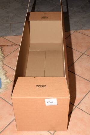 Kartonger ca 125 st, 120x40 cm, H 40 cm