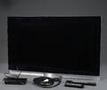 Bang  Olufsen. BeoVision 7-32